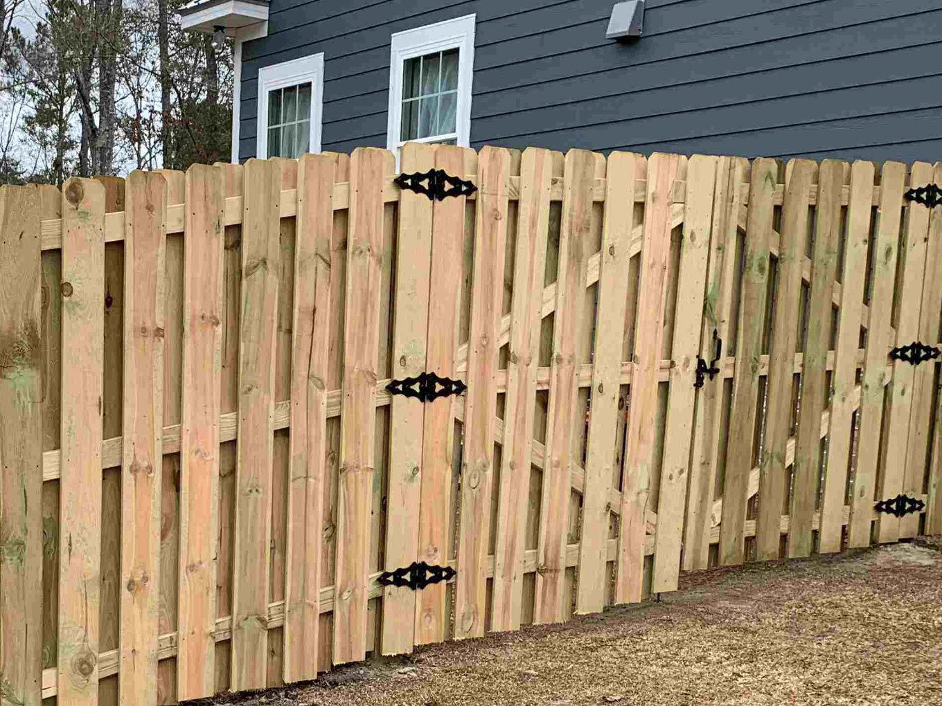 Wood fence Bloomingdale Georgia