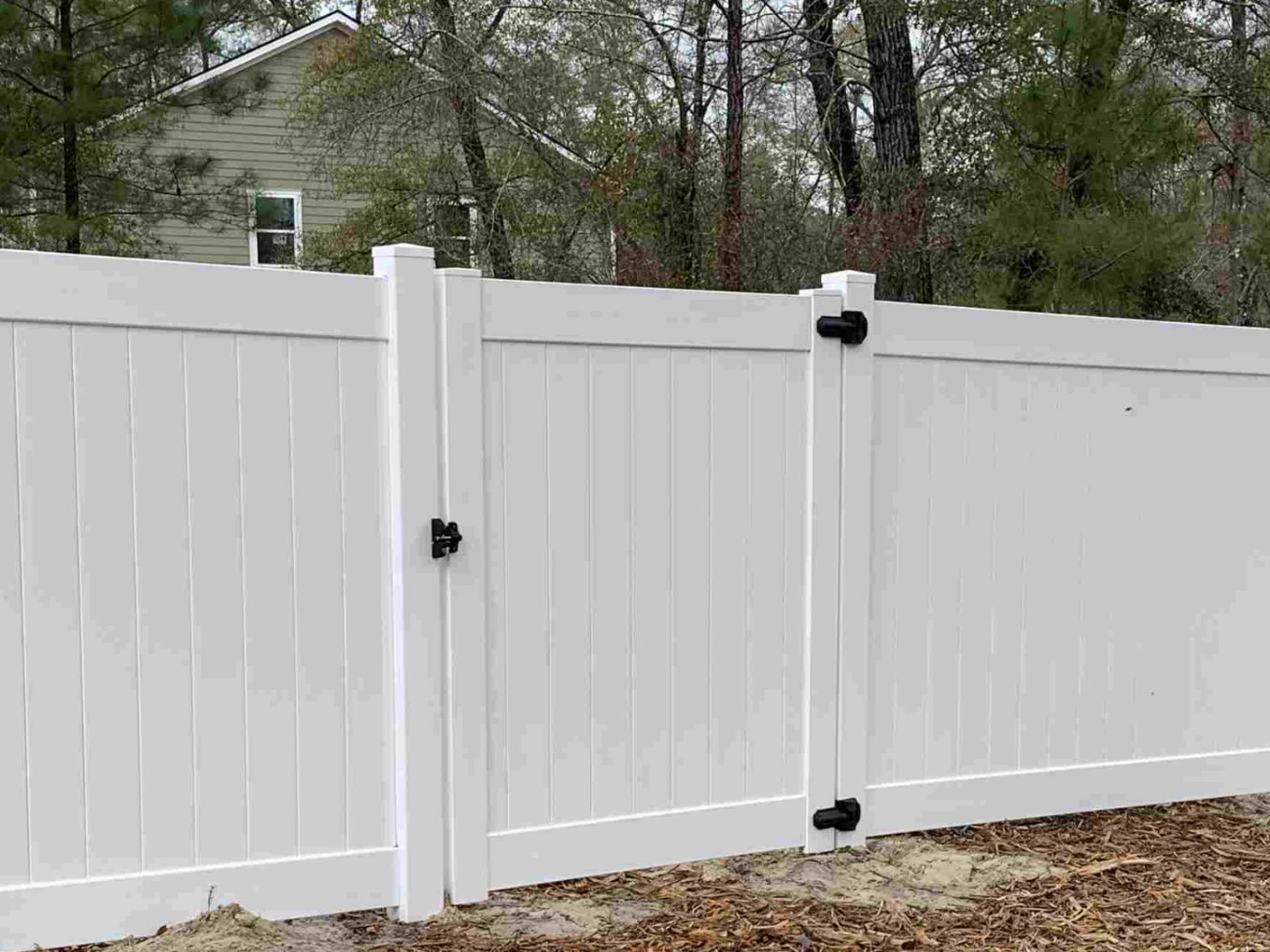 Bluffton Georgia residential fencing contractor